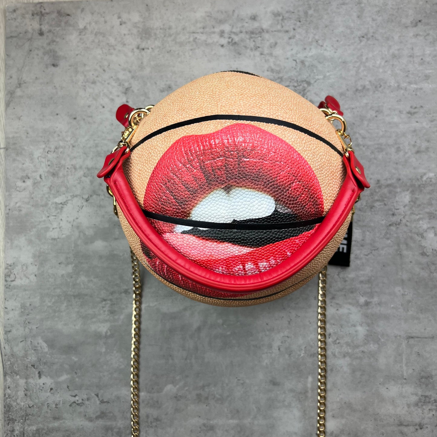 Kiss Me-2