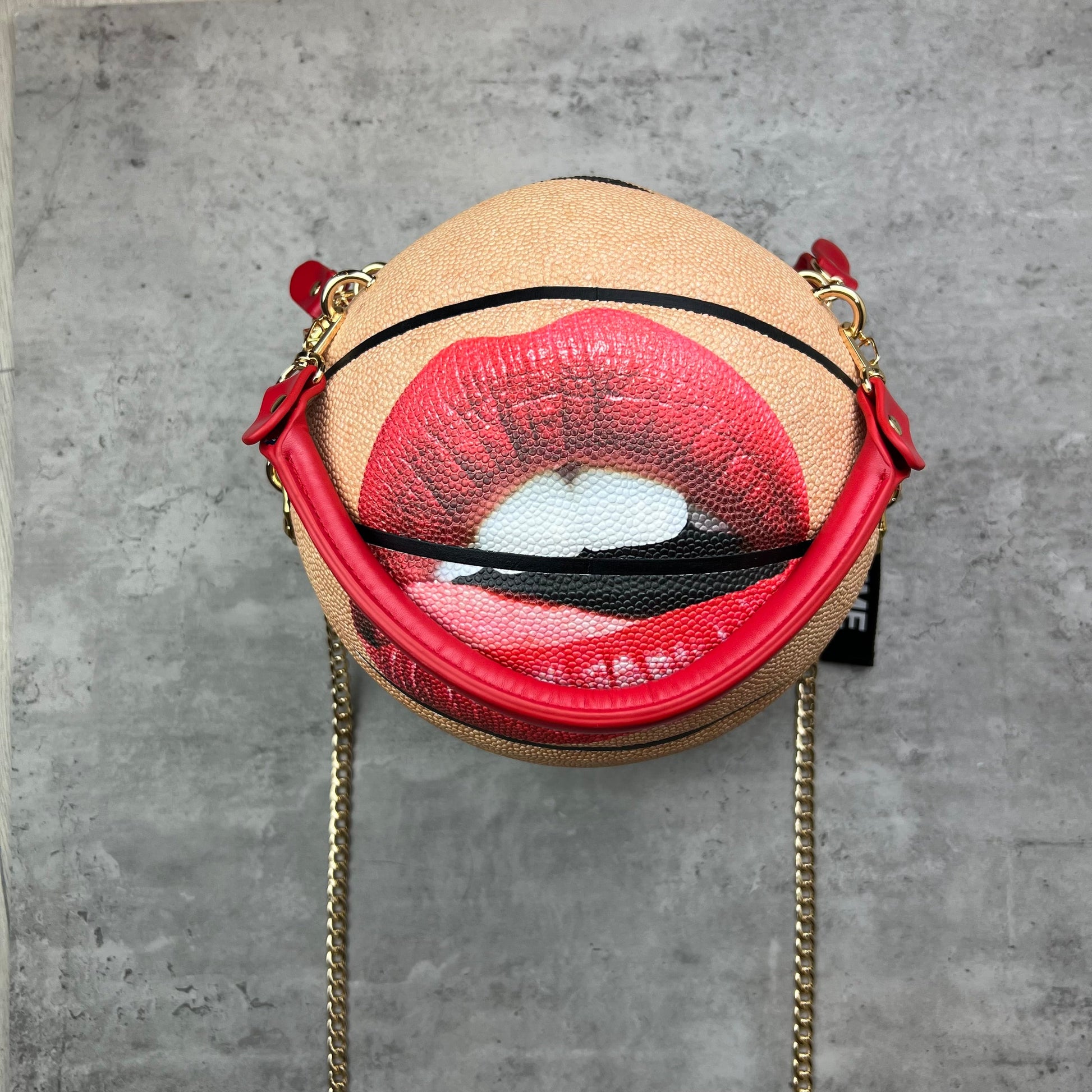 Kiss Me-2