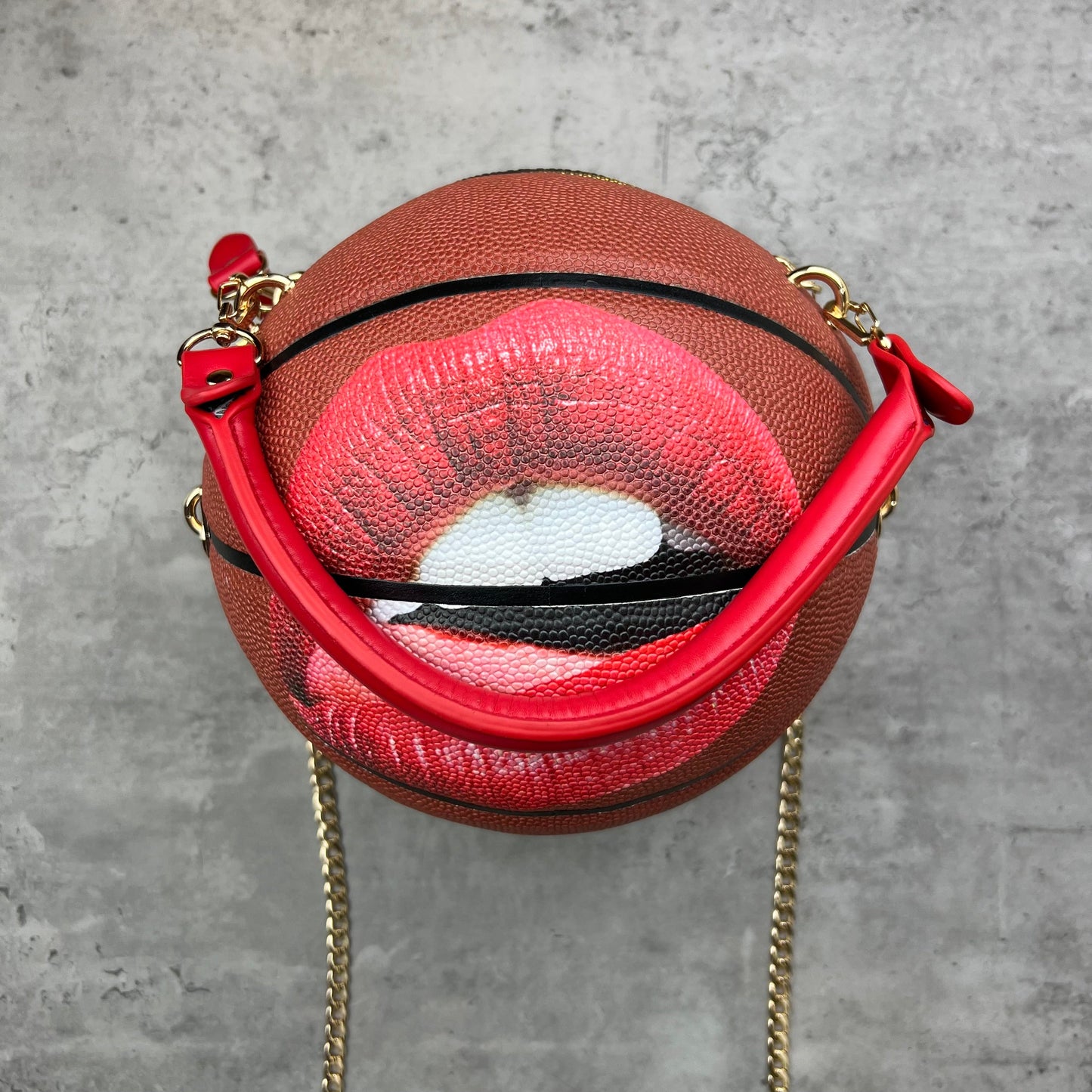 Kiss Me-4
